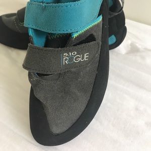 Five Ten Rogue Kids Climbing Shoes Stealth US 5